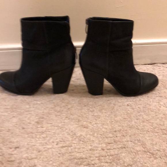 Vince Camuto 'Hadley' Bootie - Picture 5 of 8